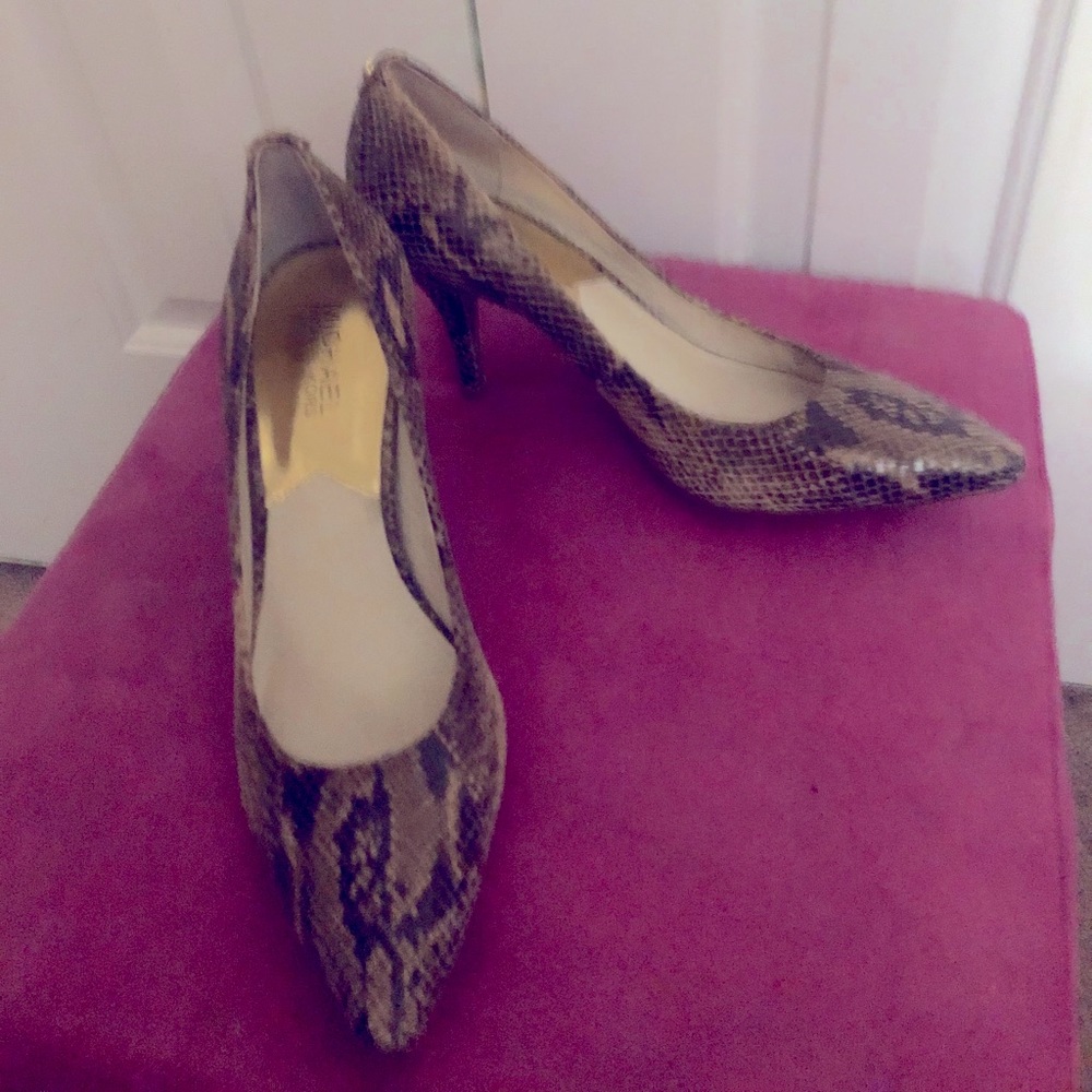 NWOT Michael Kors shoes